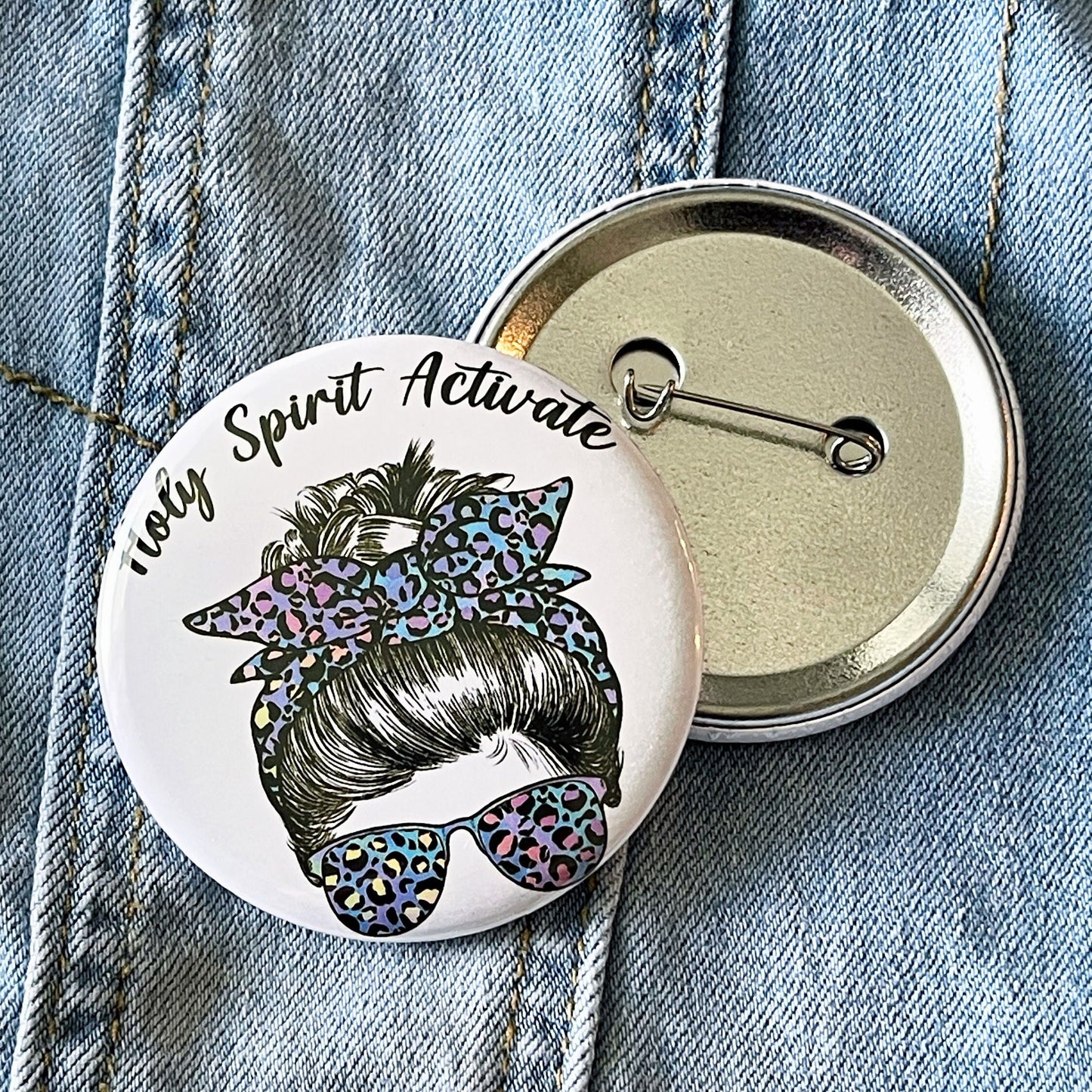 Mom messy bun Button Badge, messy bun round Button, Best mom ever, gift for mom, christian pinback buttons, Ready to ship!