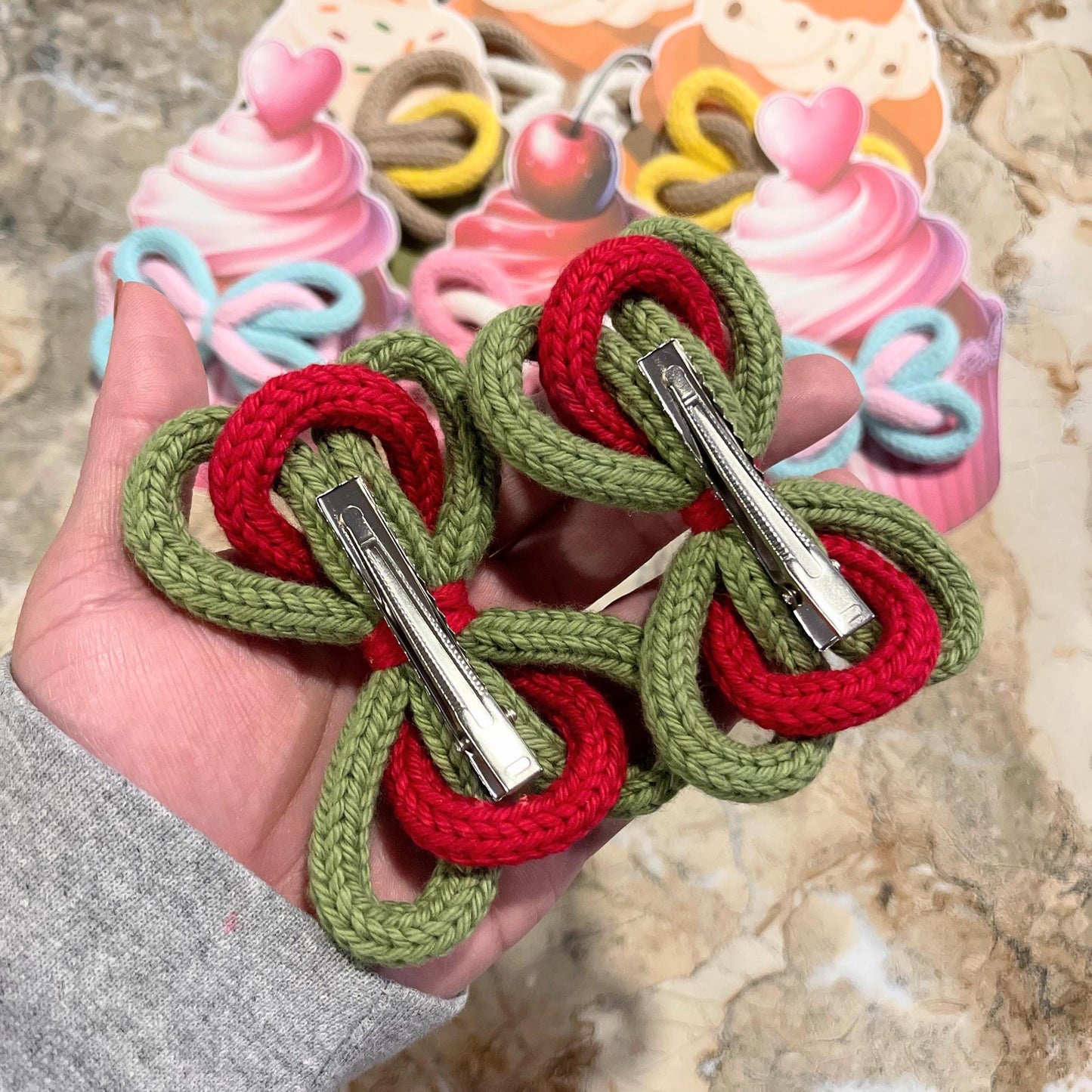 Christmas Crochet Bow Hair Clip: Knitted Cotton Pigtail Accessory